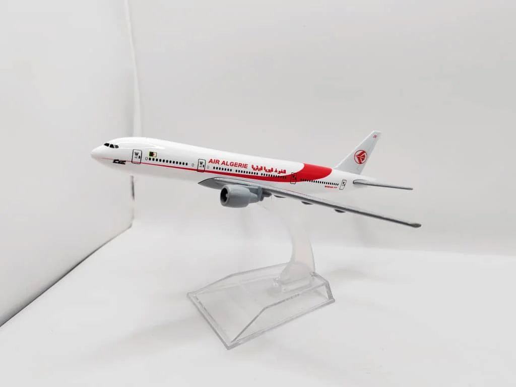 1:400 Scale Airplane Model Metal 16cm Algeria B777 Diecast Plane Collection Toy Kids Boy