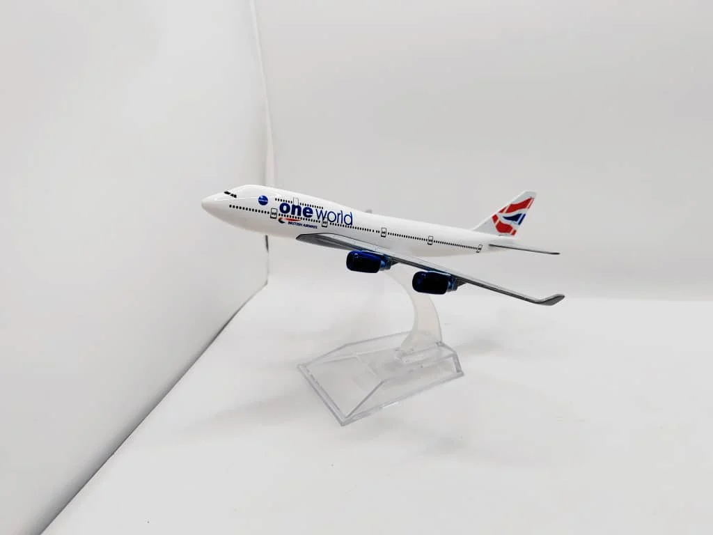 16cm 1:400 B787 Model Chile LATAM Airlines W Base Alloy Metal Airplane Aircraft Collectible Display Toy Aviation Model