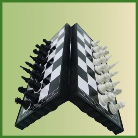 لعبة الشطرنج القابلة للطي