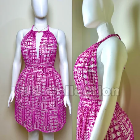 فستان "أنوثة وردية"