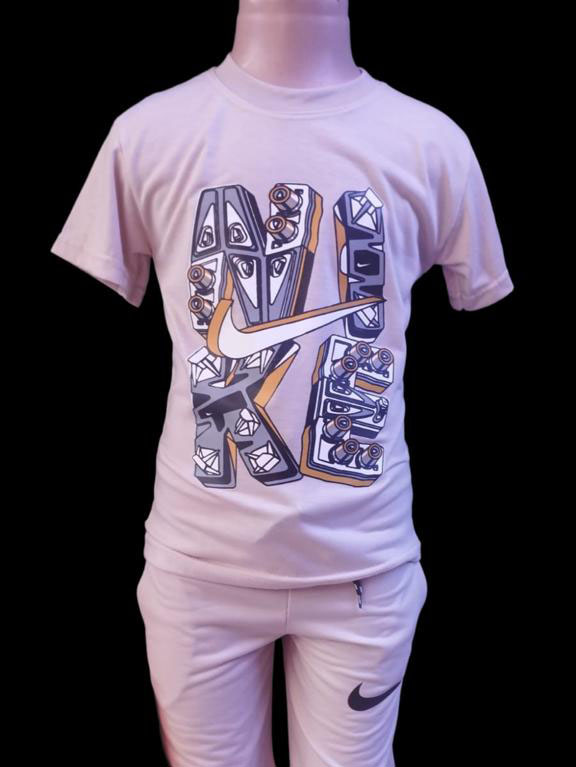 لباس اطفال ذات طبعة nike