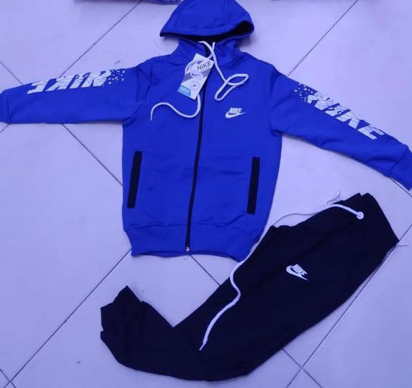 لباس اطفال ذات طبعة NIKE