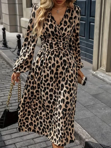 Robe Léopard Élégance ChicStar