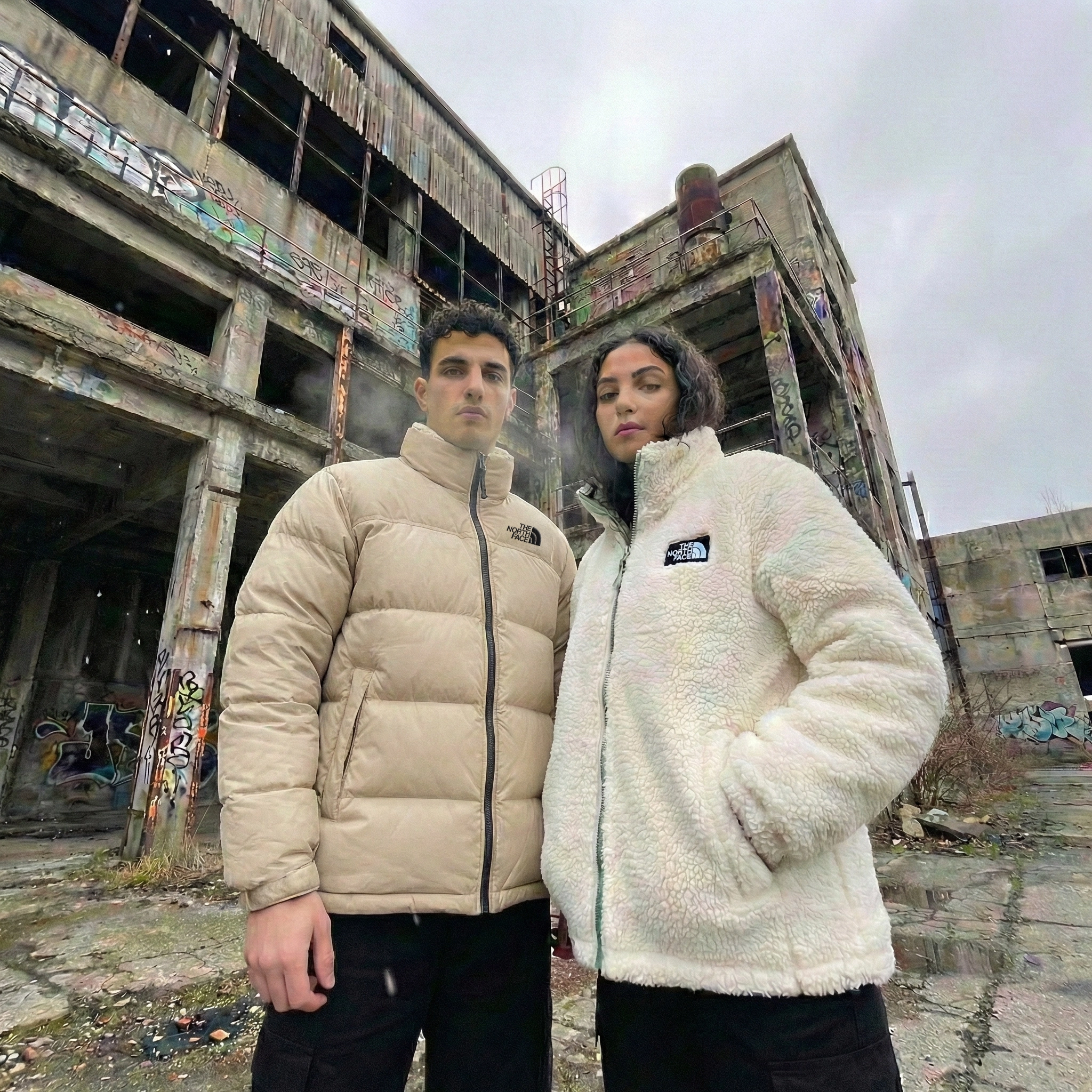 جاكيت دودون THE NORTH FACE بوجهين دافئ و مقاوم للبرد