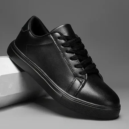 Chaussures Basses en Cuir Noir