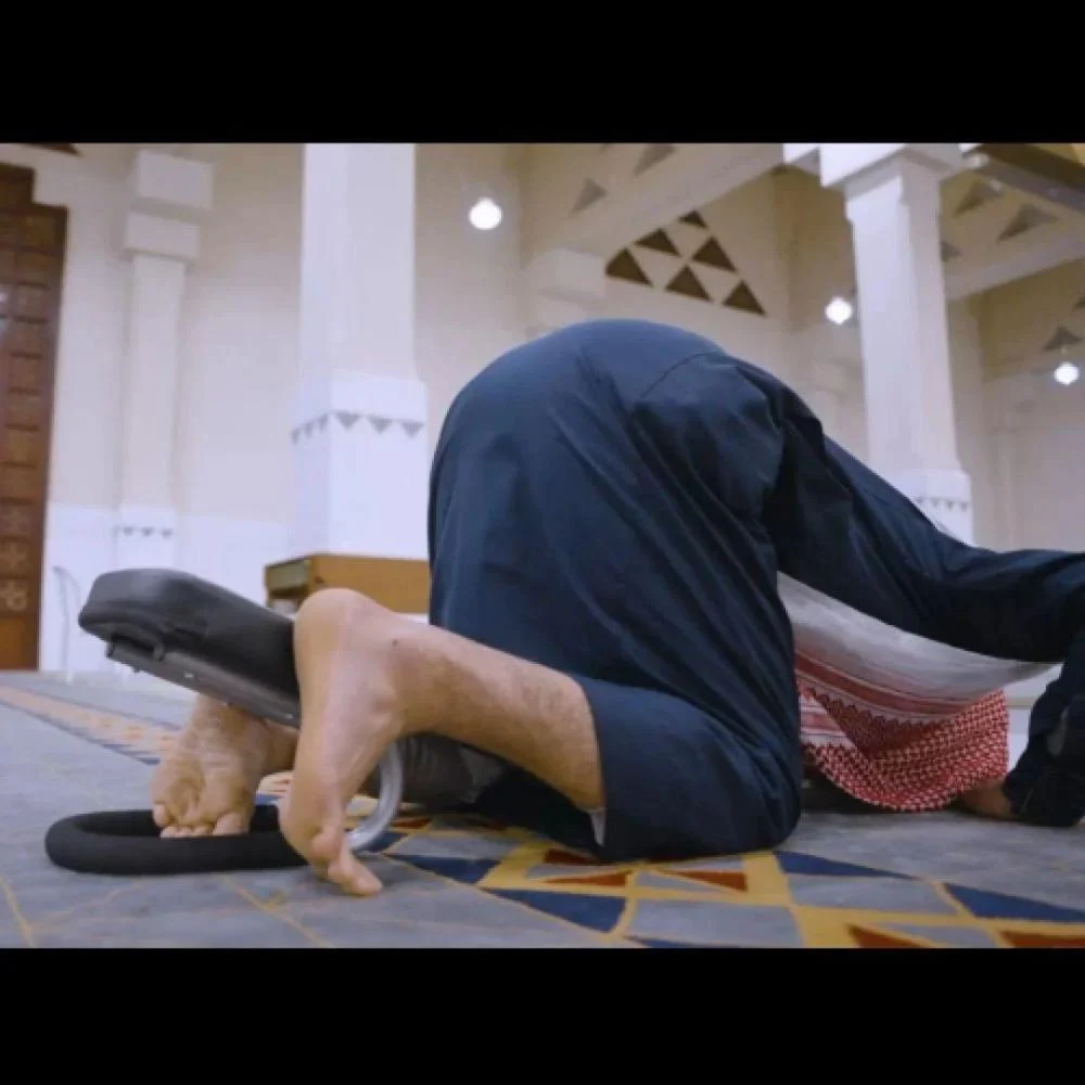 كرسي الصلاة الطبي – راحة بدون ألم الركبة أو الظهر