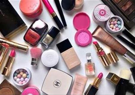 اكتشفي منتجات التجميل هذه من أجلكِ