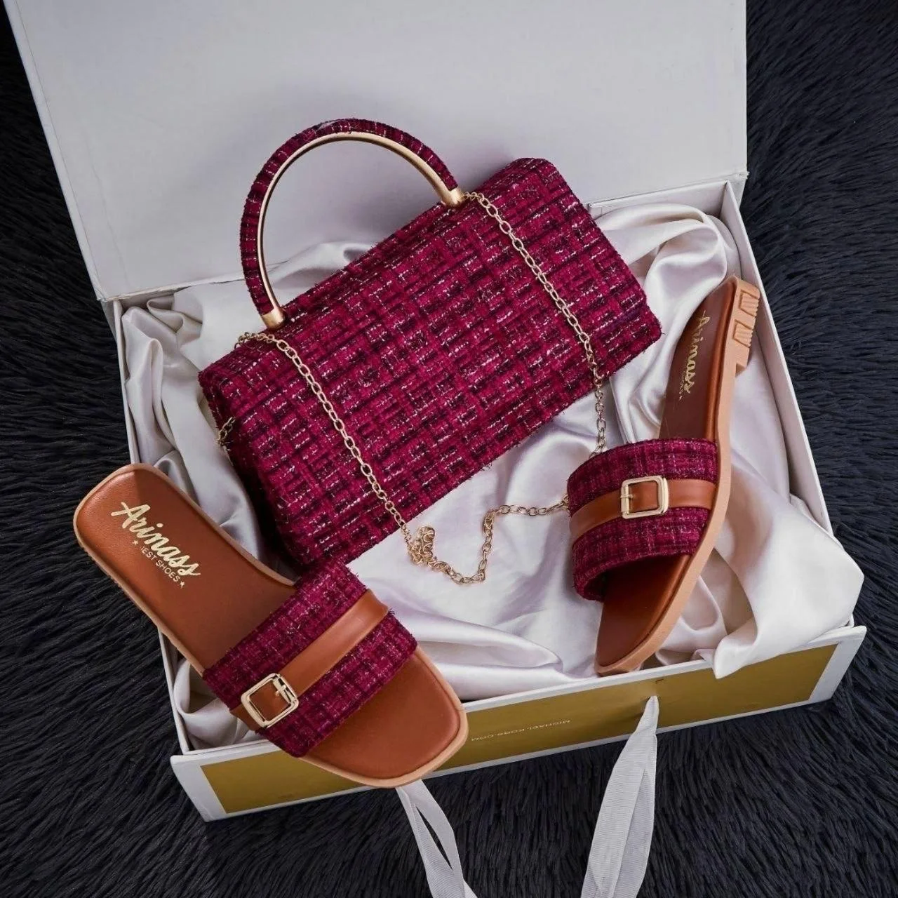 ENSEMBLE PREMIUM — Sandales & Sac