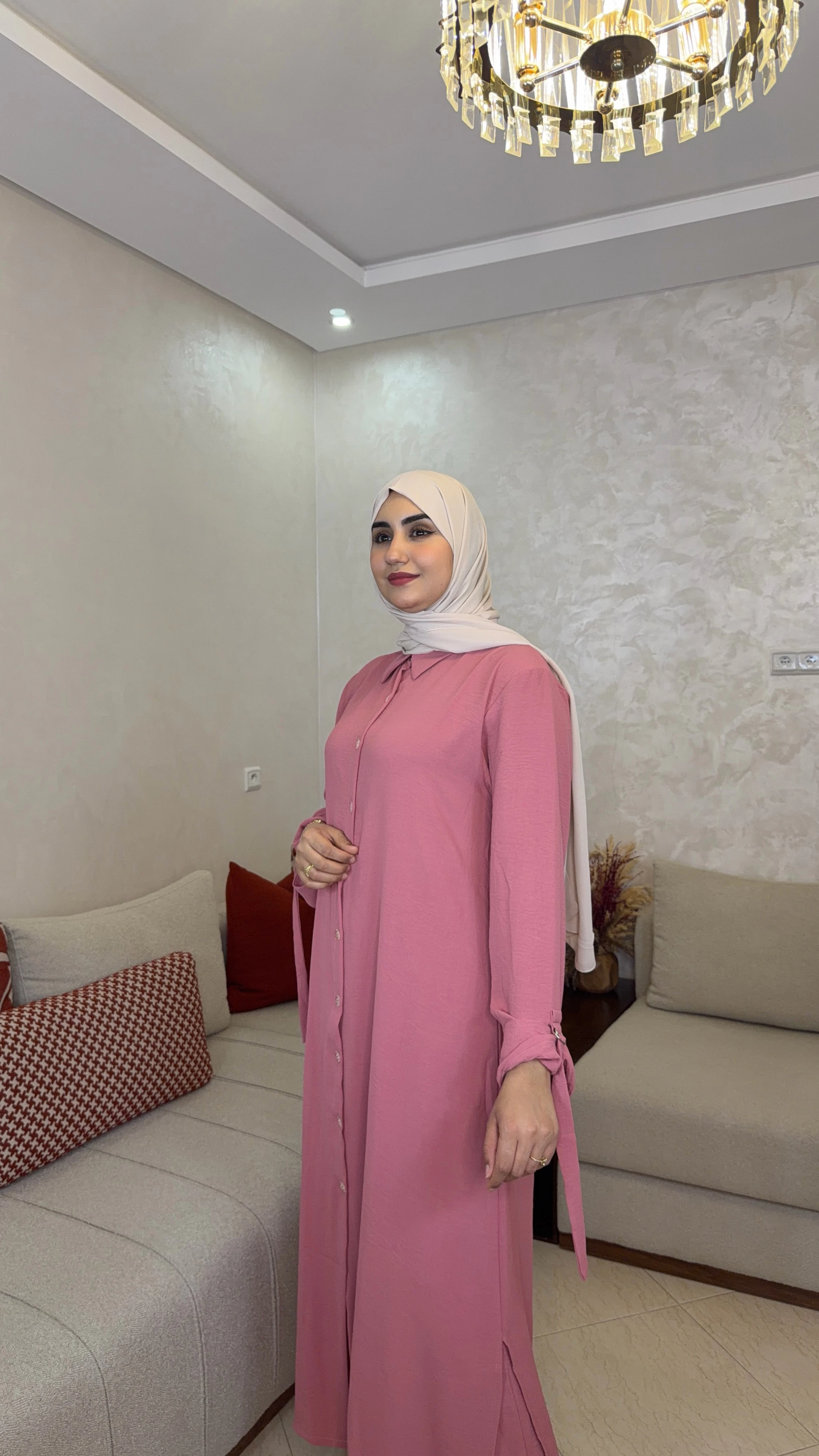 🌸 طقم صيفي أنيق للمحجبات – راحة وأناقة في كل إطلالة