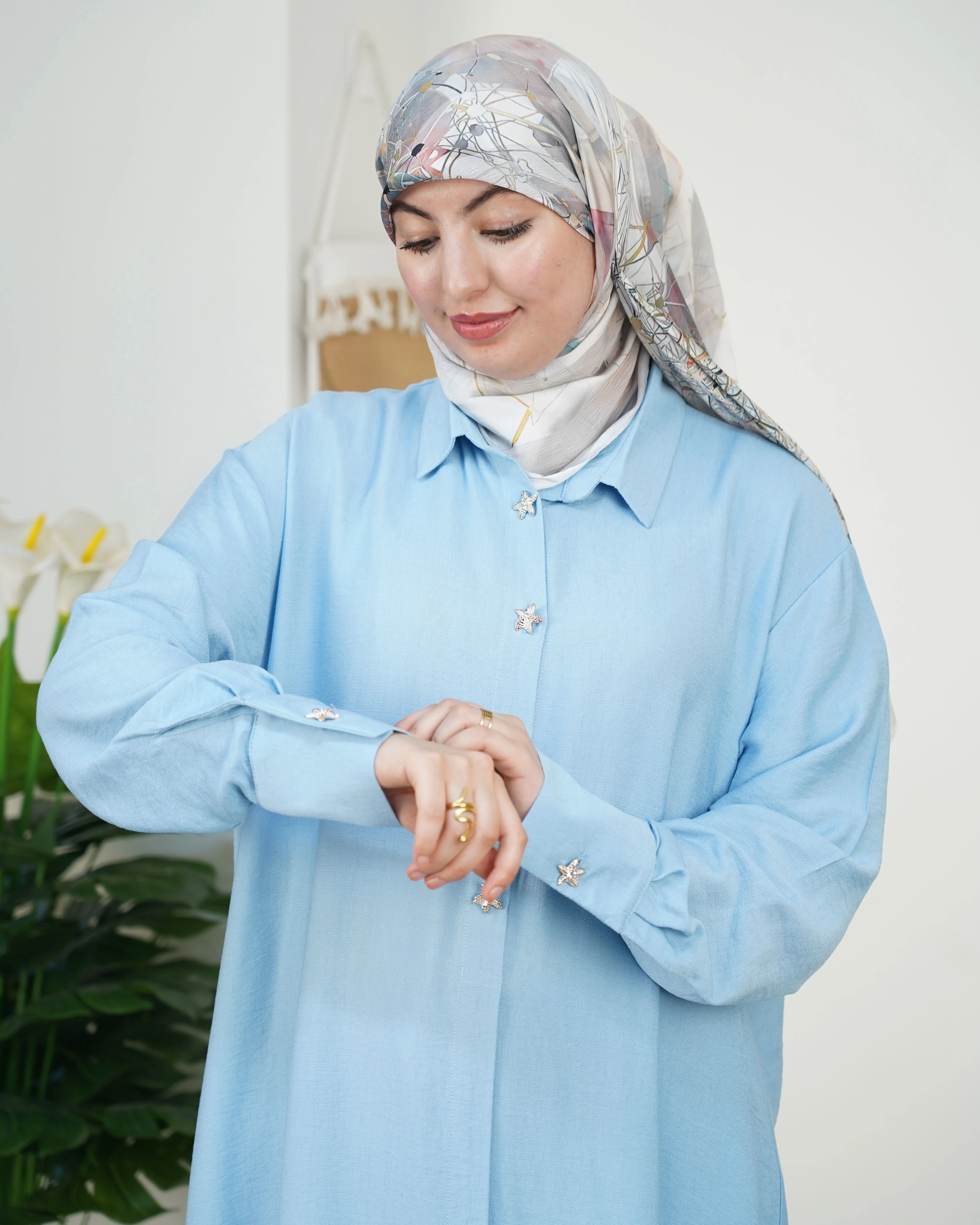 🌸 طقم صيفي أنيق للمحجبات – راحة وأناقة في كل إطلالة