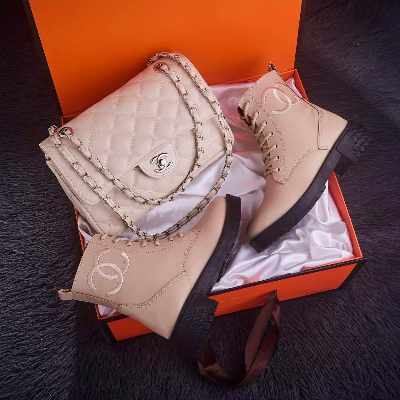 Pack de 2 : Sac Chanel + Bottes Chanel assorties