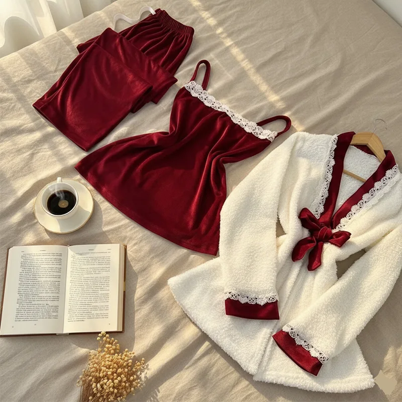 Pyjama Confort Luxe – Élégance & Douceur pour la Nuit