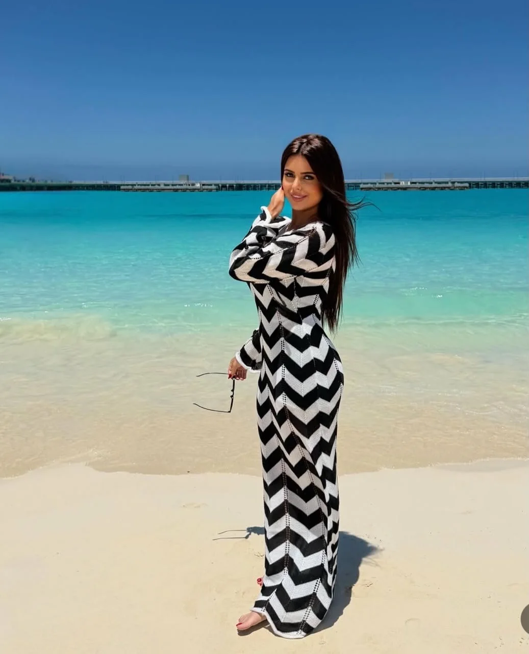 ROBE LONGUE EN MAILLE AJOURÉE