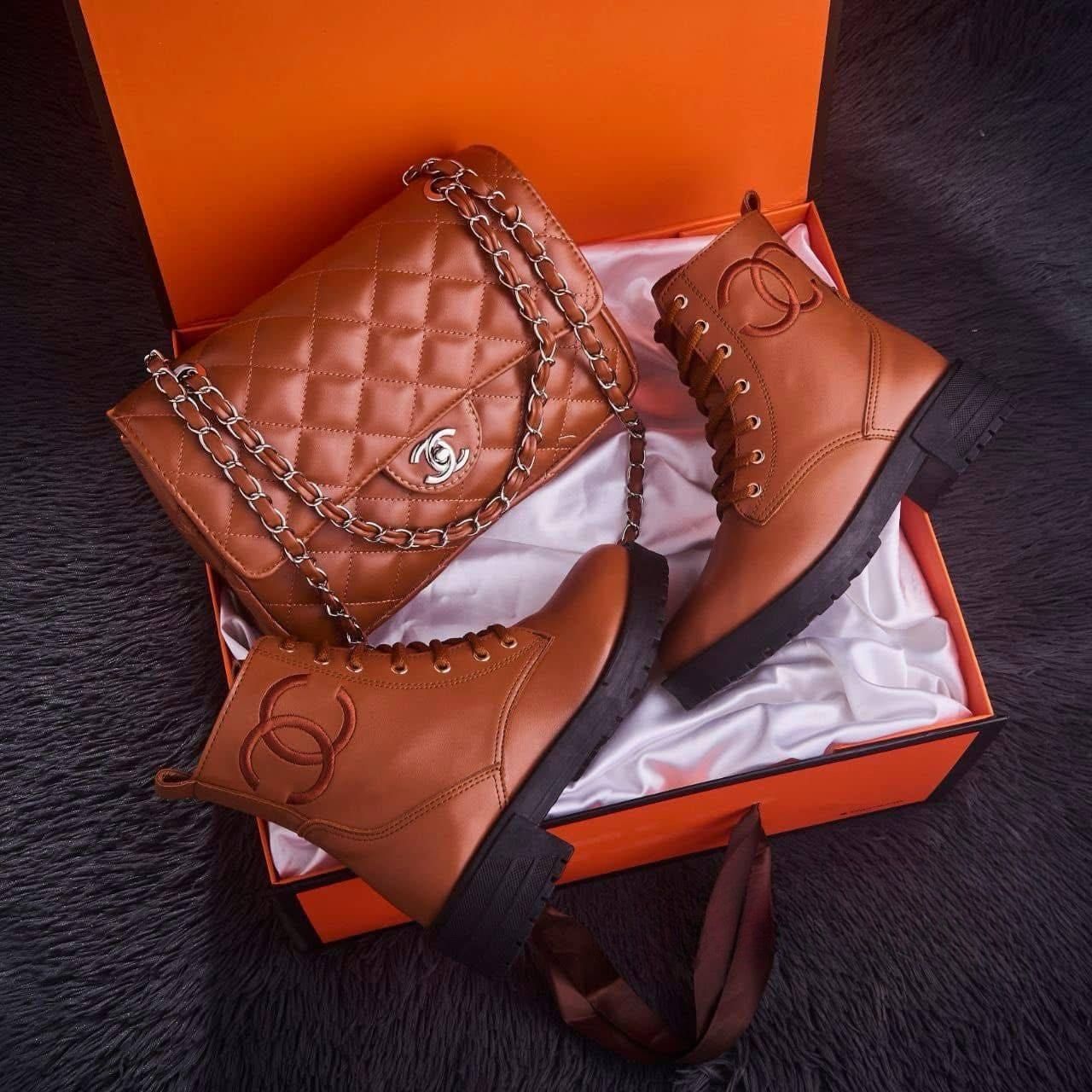 Pack de 2 : Sac Chanel + Bottes Chanel assorties