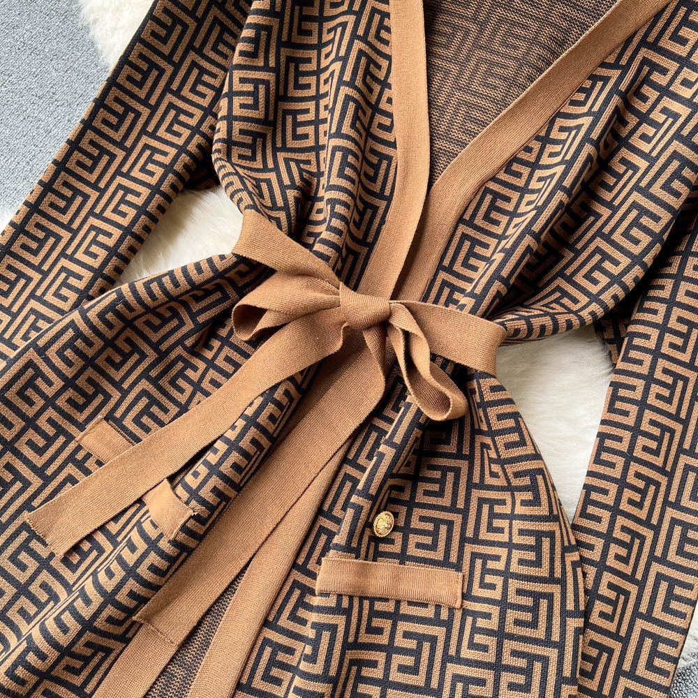 طقم شتوي أنيق (349 DH)