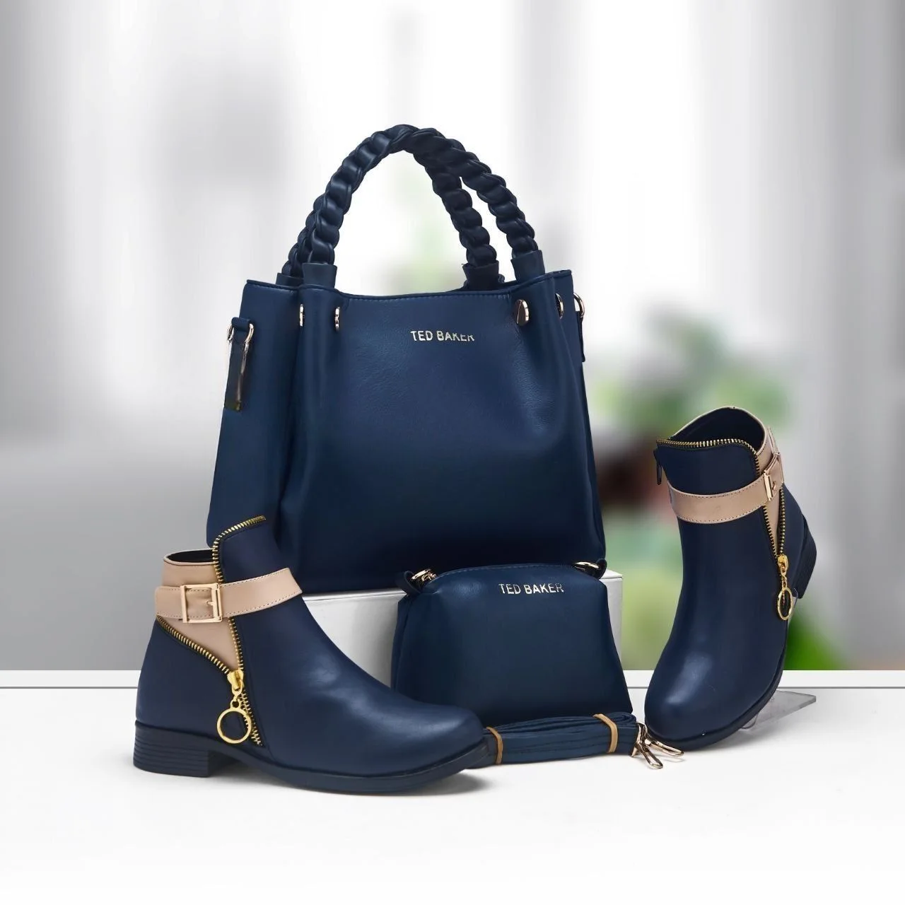 Pack de 2 : Sac Ted baker + Bottes Ted baker assorties avec chaîne
