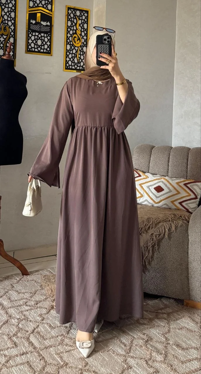 روب إماراتي فاخر