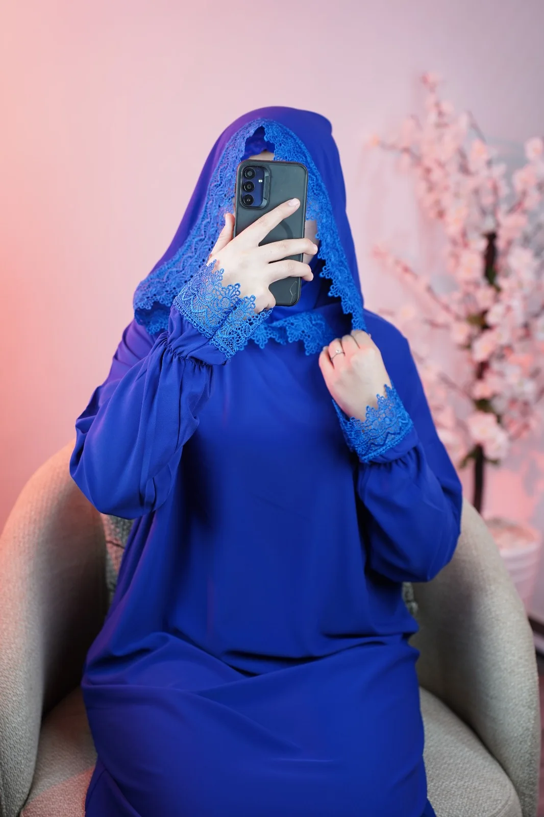 طقم صلاة نسائي قطعتين – عباية مع فولار مخيط
