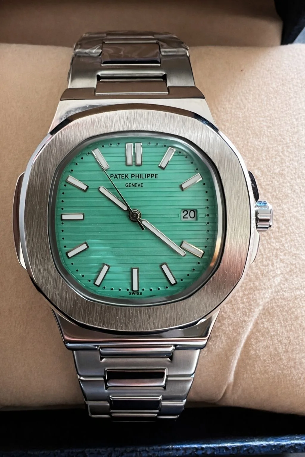 Patek Philippe Nautilus Mint Prestige