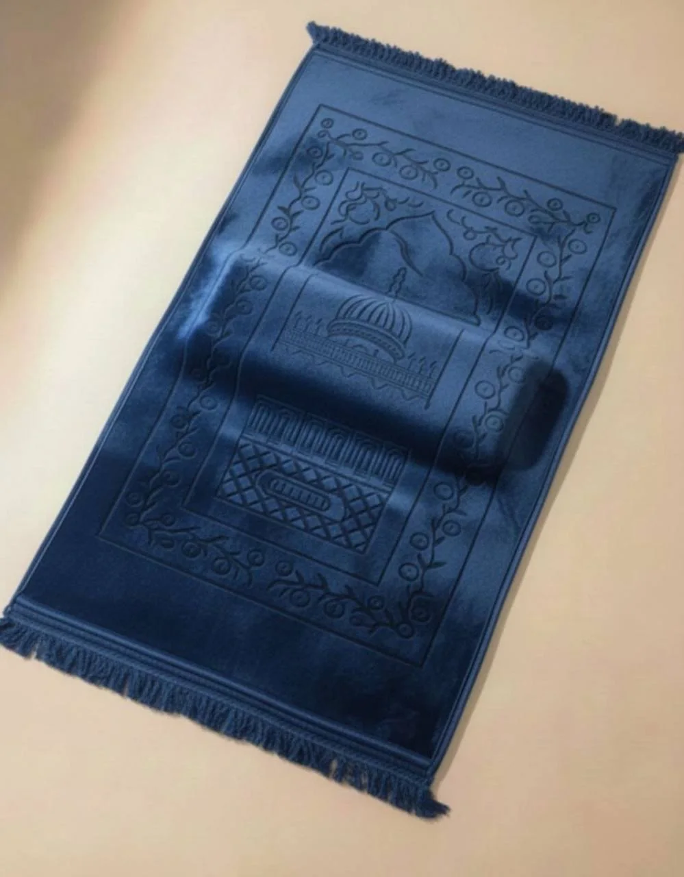 🕌 سجادة صلاة مريحة تساعد على الخشوع والراحة أثناء الصلاة