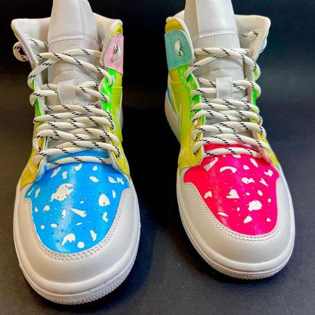 JORDAN 1 MID SPRING BIZARRE