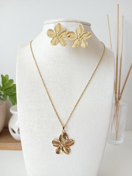 سلسلة وحلقات الوردة