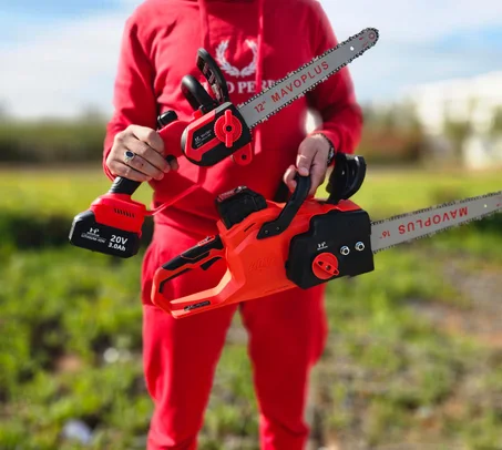 ختار المنشار لي يناسبك الكبير أو الصغير لي غادي إهنيك من زبير ديال الشجر