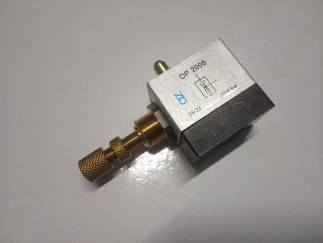 ساروت التحكم بهواء الضغط