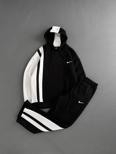 اونصومبل ستايل واسع، راحة وأناقة فـ نفس الوقت. ثوب مونطوني بجودة عالية