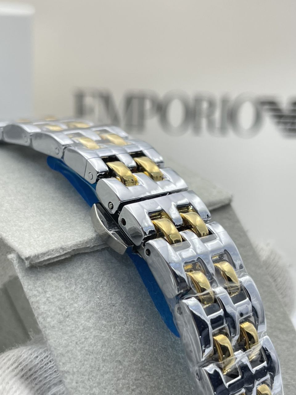 Montre Emporio Armani inoxydable