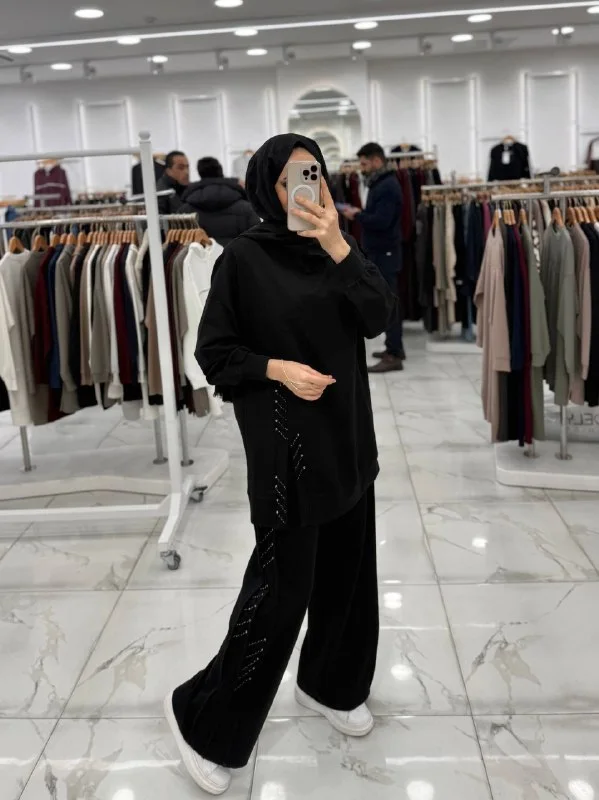 طقم نسائي محتشم أنيق – لون زيتي عصري