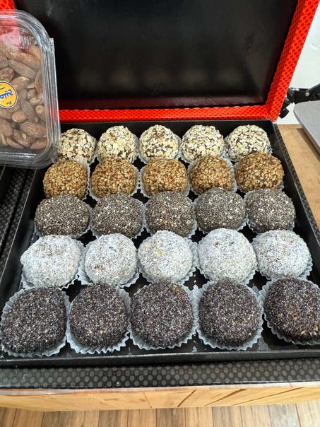 Energy Balls كريات الطاقة