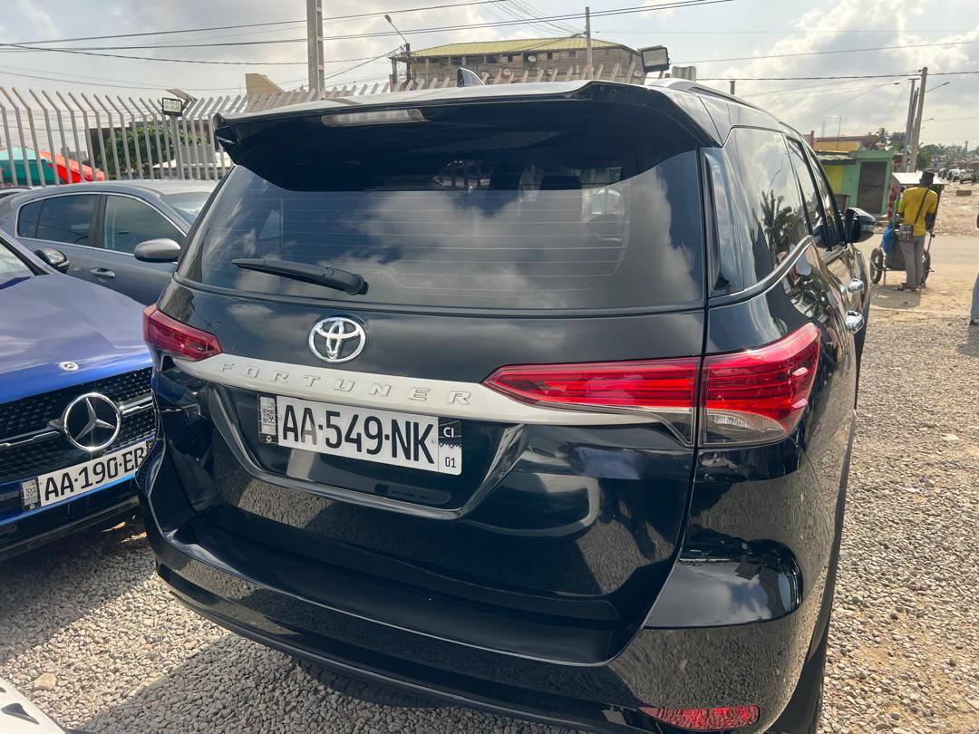 #PRIX : 35.000.000F TOYOTA FORTUNER FULL DE 2025