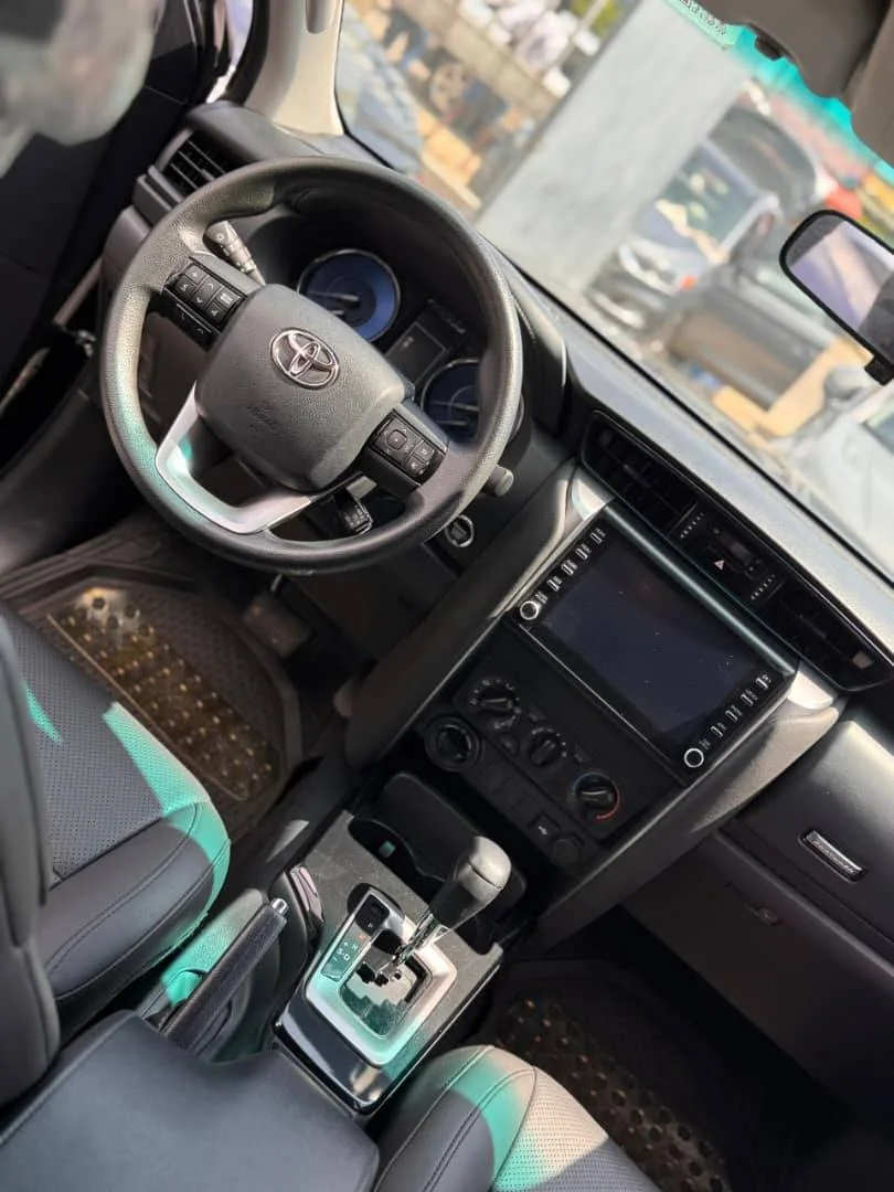 #PRIX : 35.000.000F TOYOTA FORTUNER FULL DE 2025