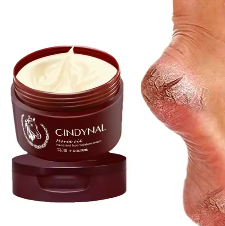 ترطيب القدمين بزيت الحصان للتقشير والترطيب