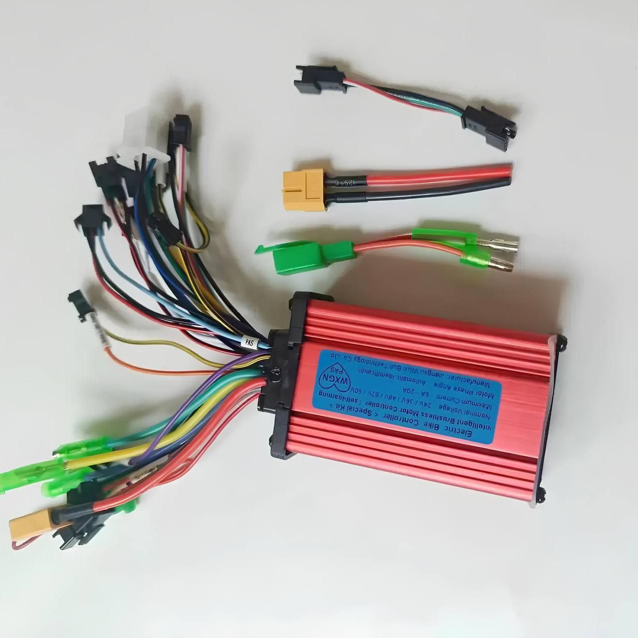 🔥🛠️ Kit contrôleur sans balais avec écran LCD – 20A✅ Compatibilité : 24V / 36V / 48V / 52V / 60V⚡