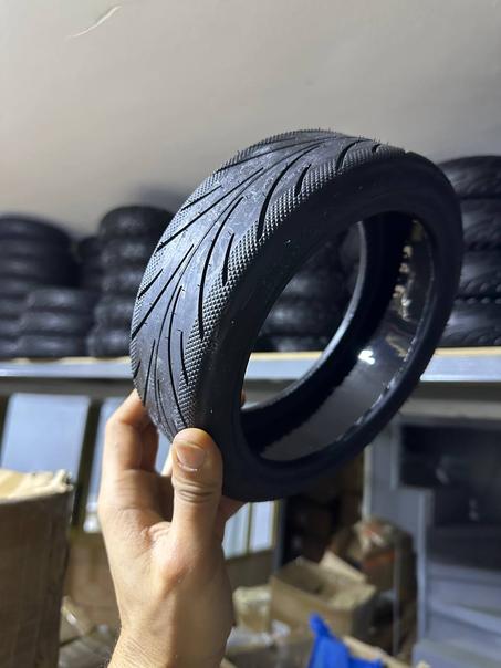 Pneu 60/70 avec liquide pour G30