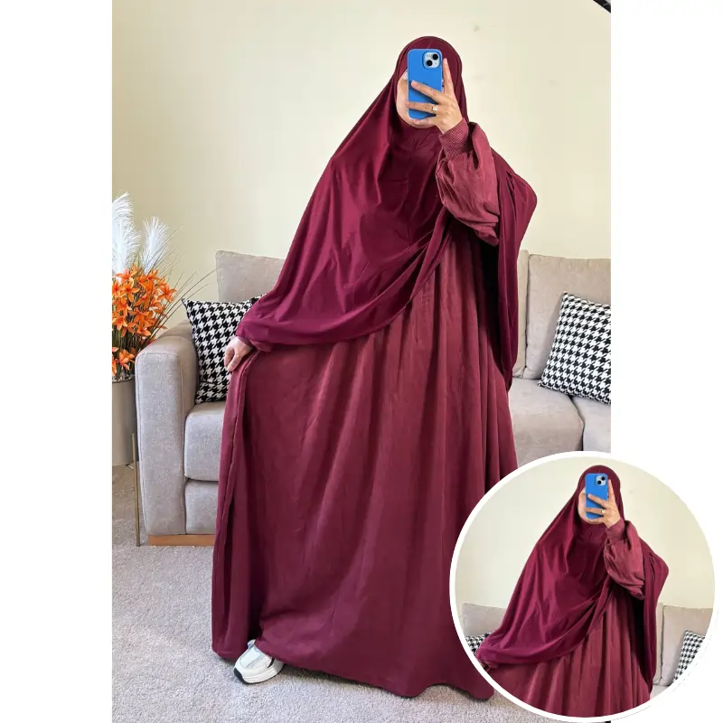 طقم فستان ملك من القطيفة الفاخرة مع حجاب لكرا