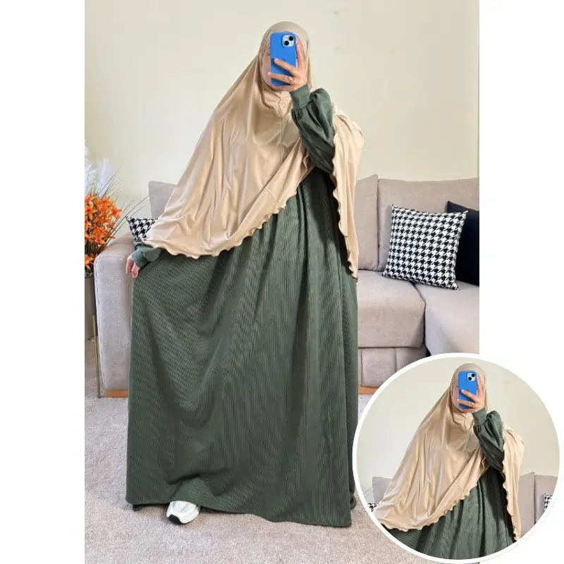 طقم فستان ملك من القطيفة الفاخرة مع حجاب لكرا