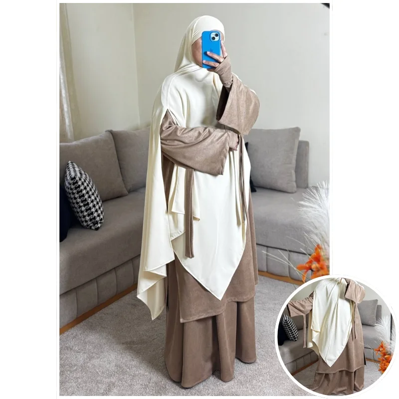 طقم عفة الشتوي بثوب فودان قطيفة