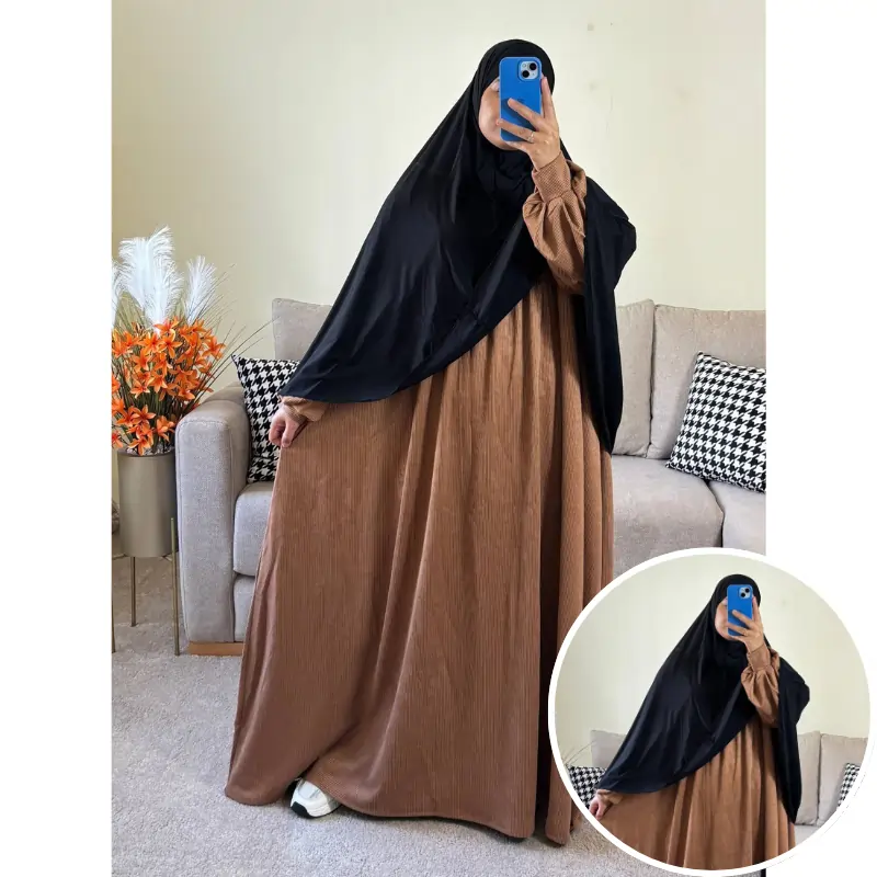 طقم فستان ملك من القطيفة الفاخرة مع حجاب لكرا