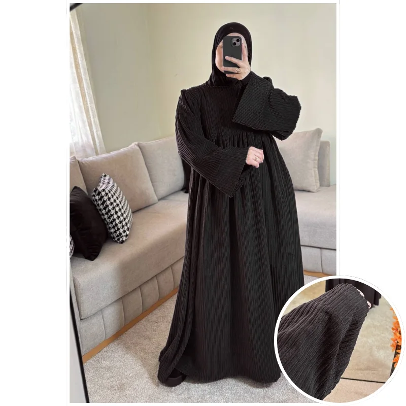 فستان نور بثوب قطيفة الغليضة