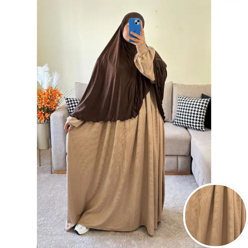 فستان ملك بثوب فودان قطيفة