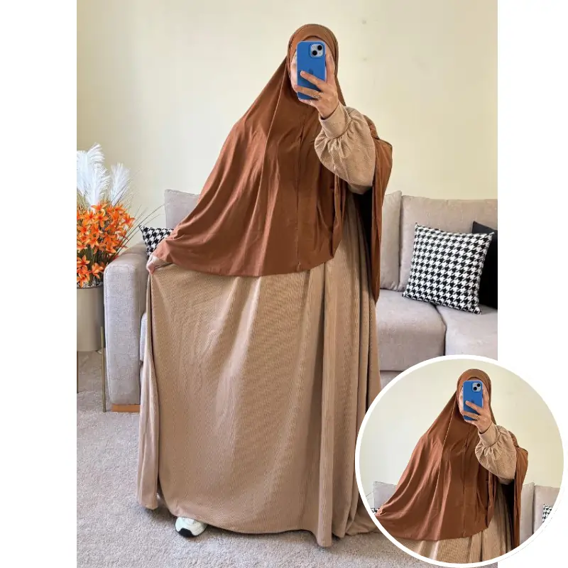 طقم فستان ملك من القطيفة الفاخرة مع حجاب لكرا