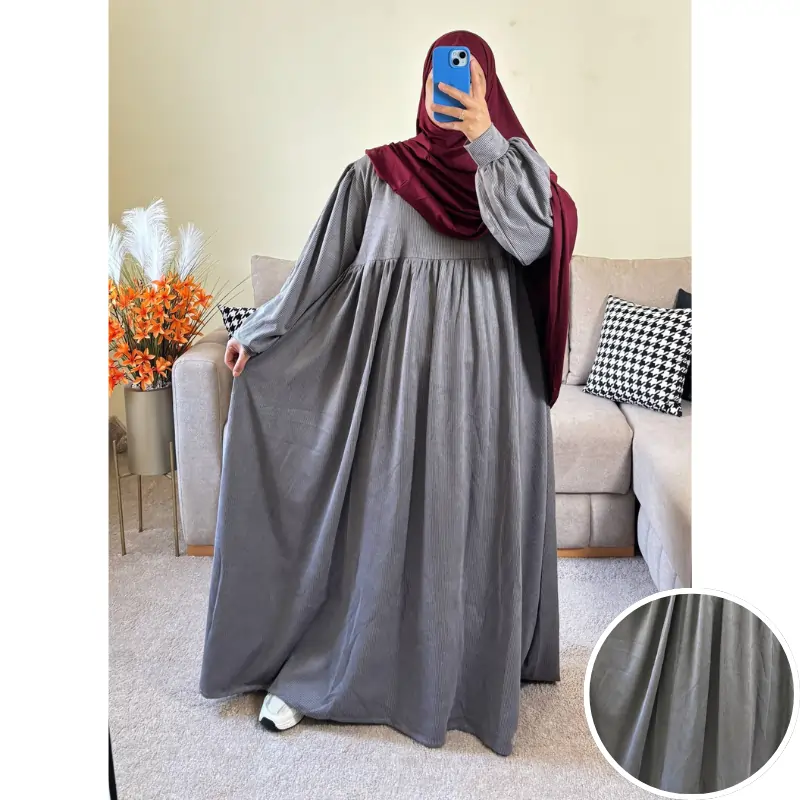 فستان ملك بثوب فودان قطيفة