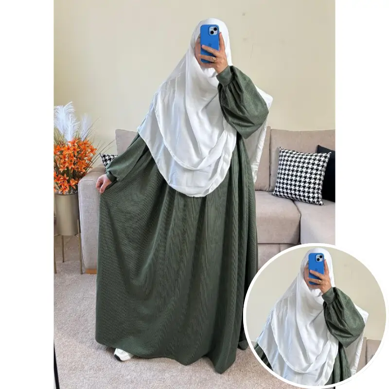 طقم فستان ملك من القطيفة الفاخرة مع حجاب لكرا