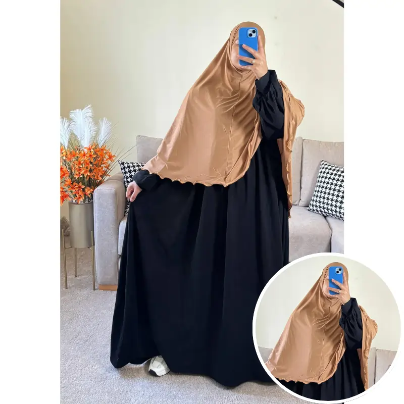 طقم فستان ملك من القطيفة الفاخرة مع حجاب لكرا