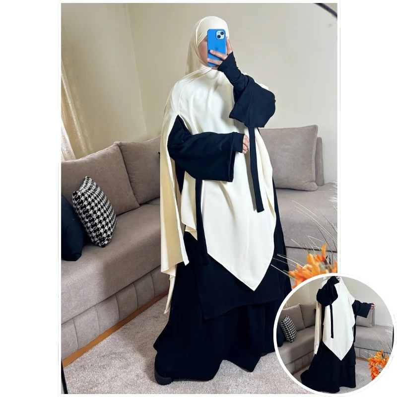 أسود\حجاب عفة بيج فاتح