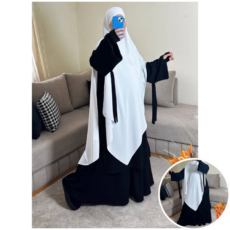 أسود\حجاب عفة أبيض