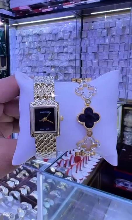 ساعة +  براسلي  رائع + علبة (افضل هدية نسائية)